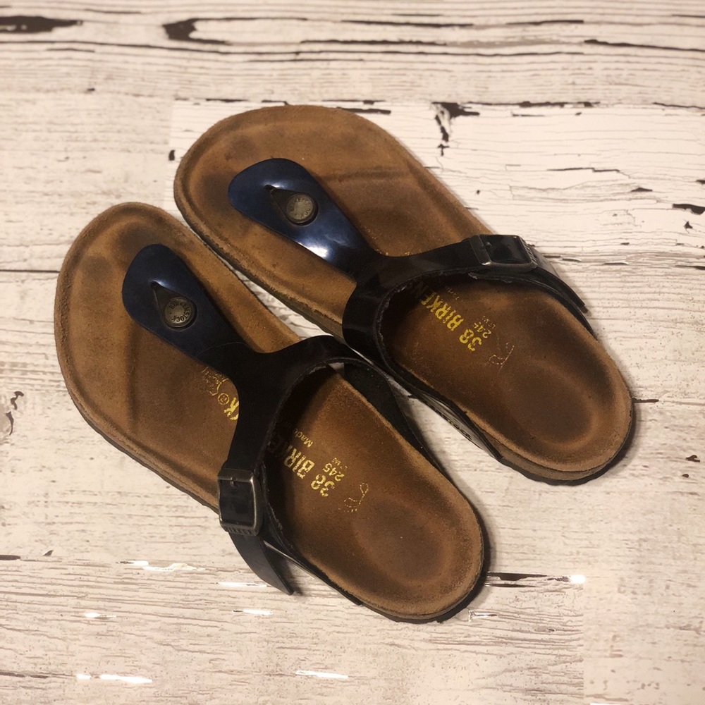 Size 38 flipflop berks